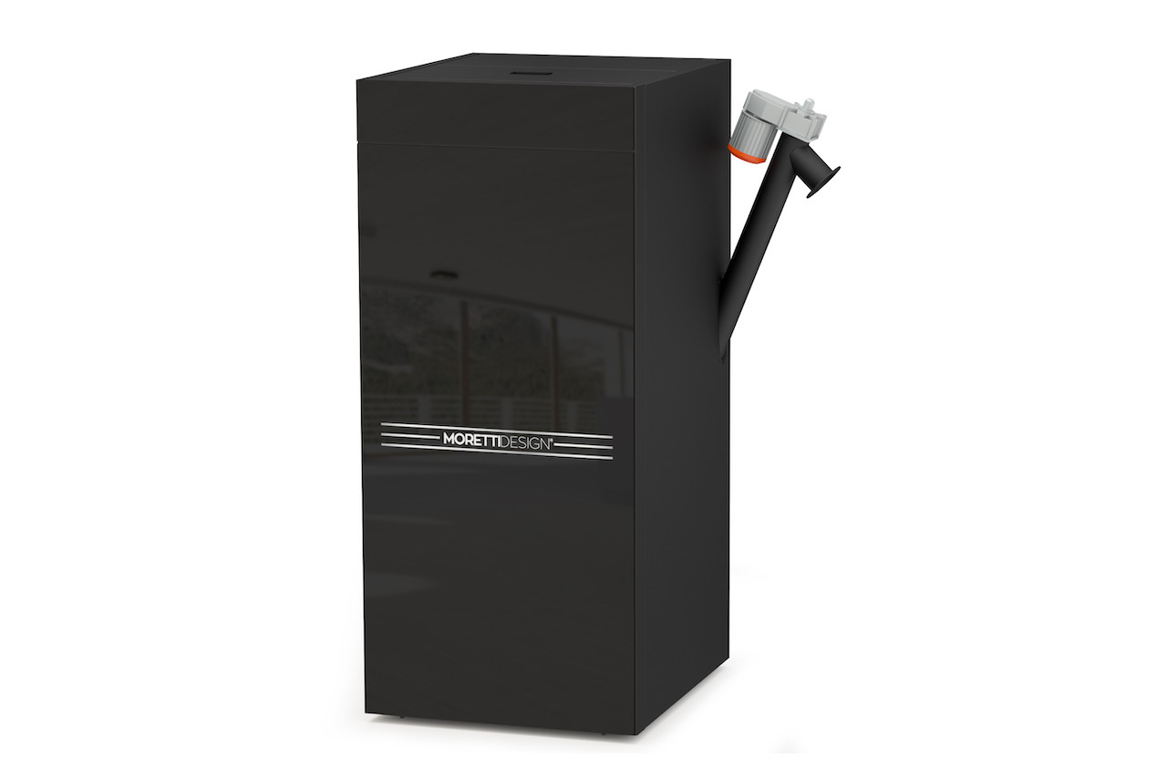 Unico ed elegante serbatoio con sistema di apertura dei sacchi di pellet brevettato da MORETTI DESIGN.